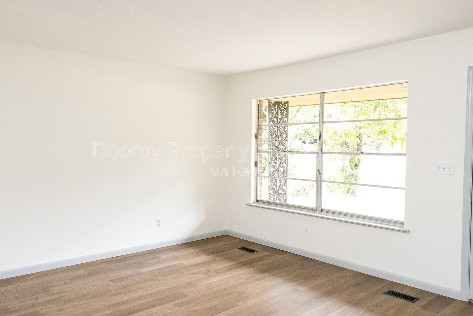 Building Photo - 1300 Koblan Dr