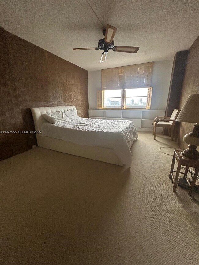 Building Photo - 251 174th St