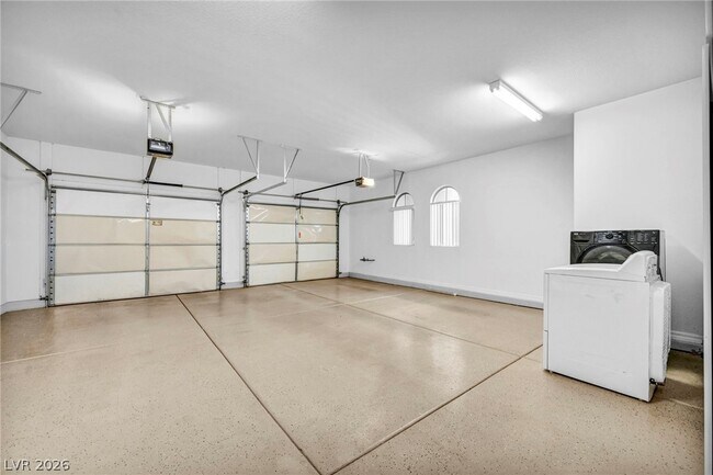 Building Photo - 43 Braelinn Dr