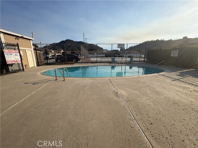 Building Photo - 44579 La Paz Rd