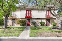 Building Photo - 11003 Mt Boracho Dr