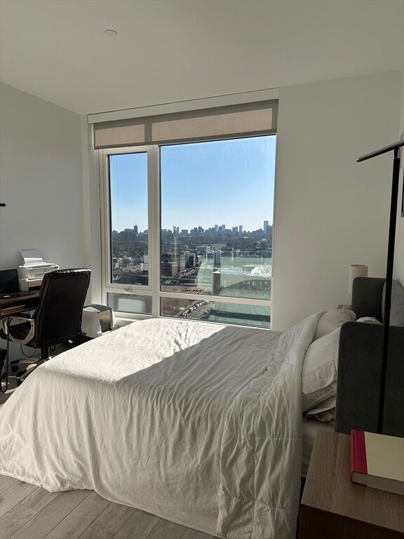 Building Photo - 125 Guest St