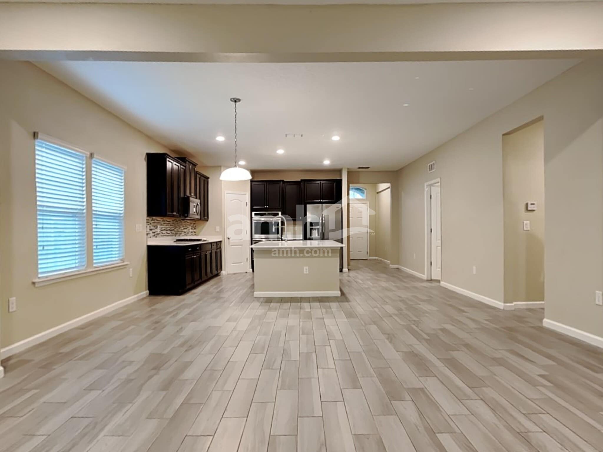 Building Photo - 225 Otero Point