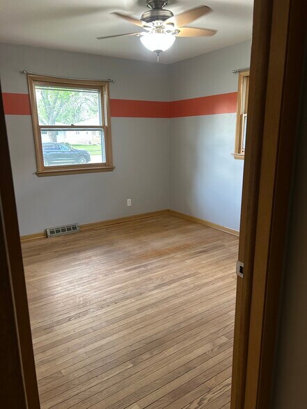 Building Photo - 2010 Richard St