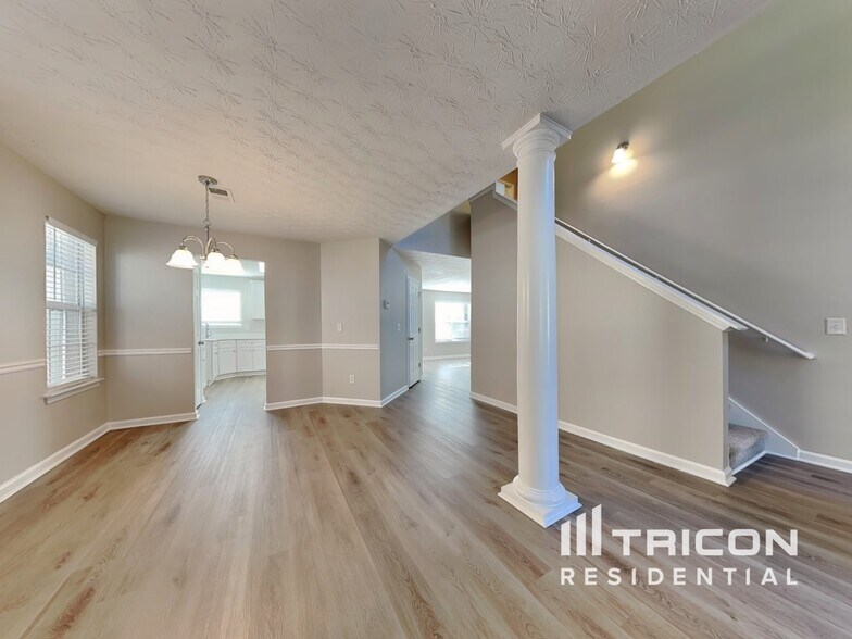 Building Photo - 364 Nunnally Dr