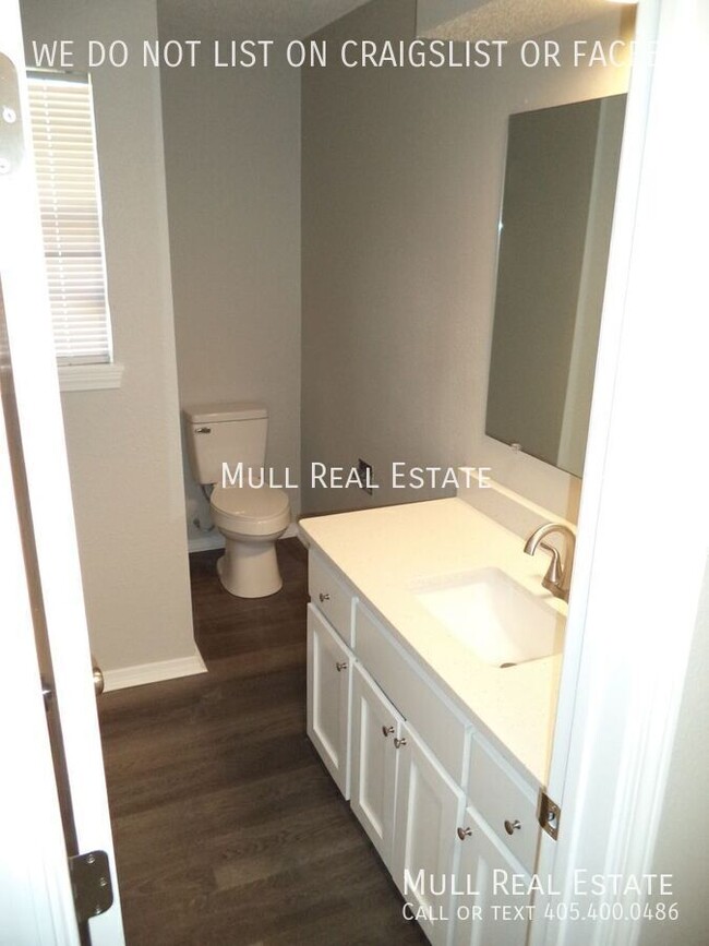 Building Photo - 3 bed 1.5 bath Brand New Remodeled home fo...