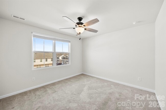 Building Photo - 708 Dillon Wy