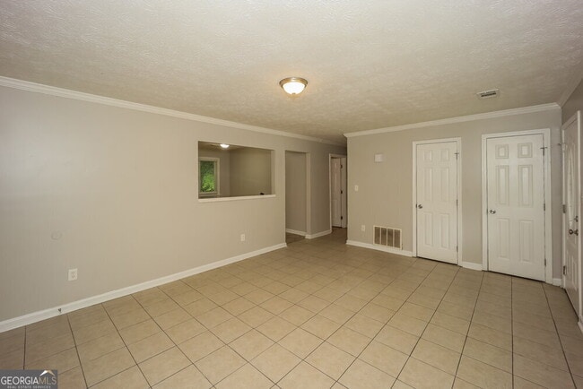 Building Photo - 5539 Hall Cir