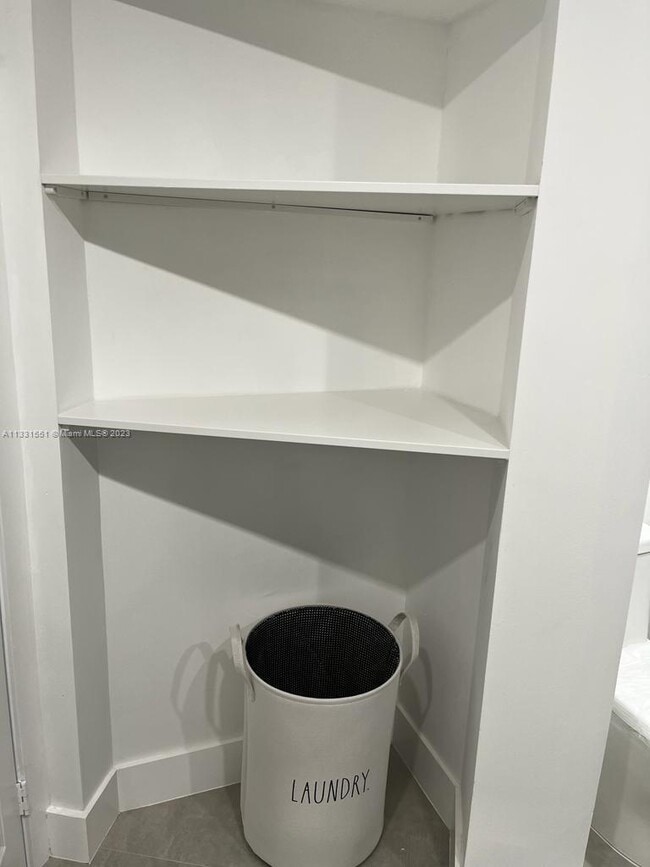 Building Photo - 3530 Mystic Pointe Dr