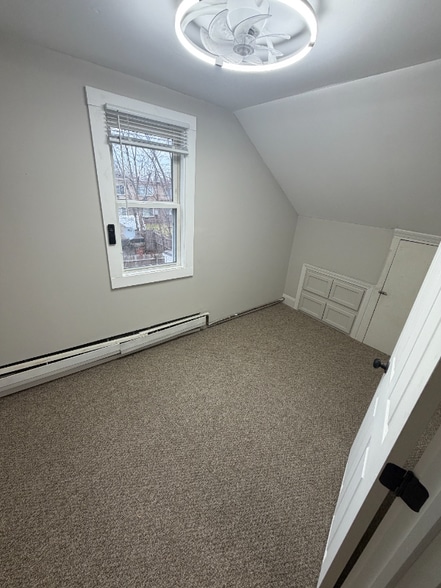 Building Photo - 34269 Sylvia Dr