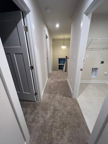Building Photo - 807 Autumn Sage Dr