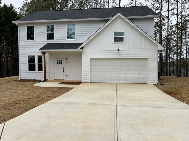 Building Photo - 24 Rocky Cir NE