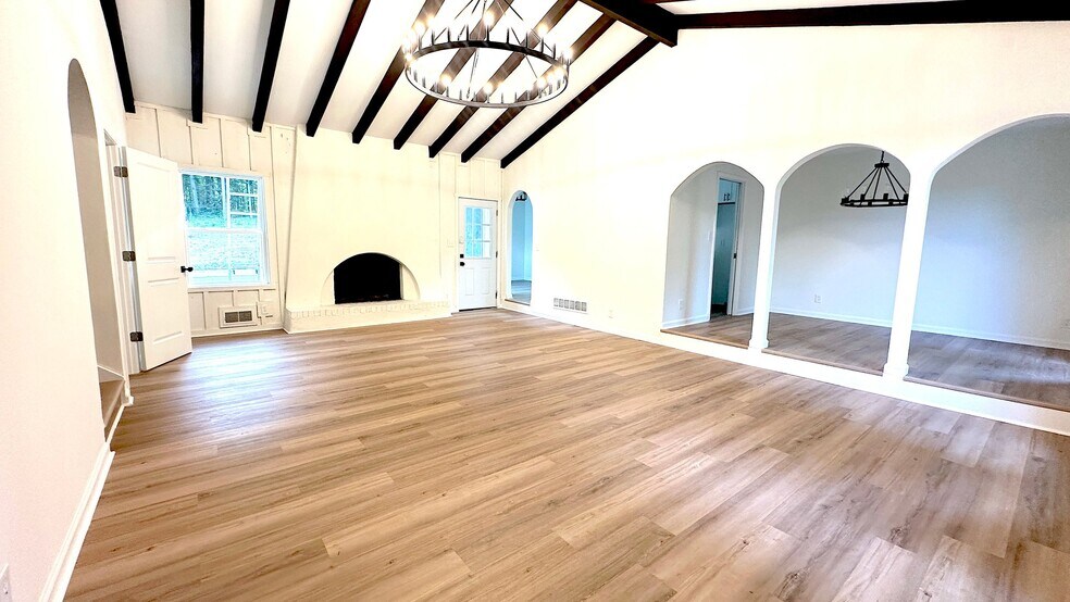 Building Photo - 6415 El Caudillo Ct