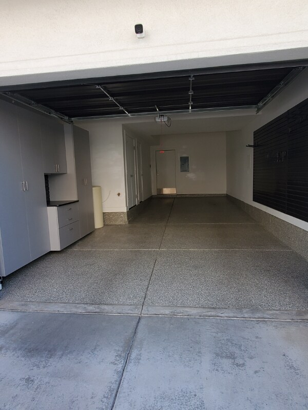 Building Photo - 2186 525 W