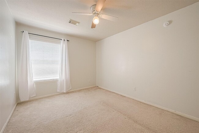 Building Photo - 8923 Aber Trail Ct