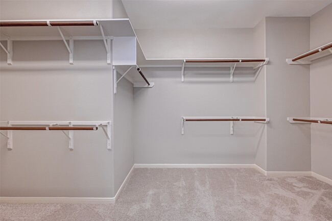 Building Photo - 13922 Normandy Ct