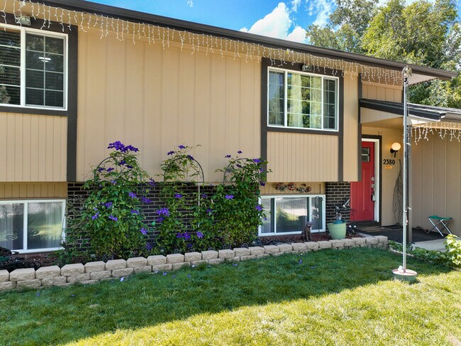 Building Photo - 2380 Middleton Ct