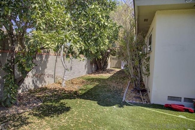 Building Photo - Stunning single-story corner lot home within walking distance of SDSU.