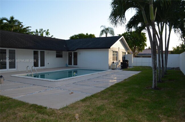 Building Photo - 13491 SW 99th Terrace