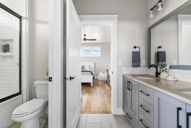 Building Photo - Furnished Luxury Rental in Dry Creek Ranch