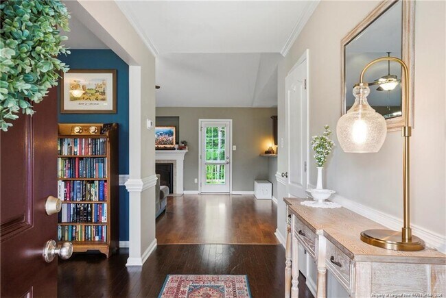 Building Photo - 142 Bluebonnet Oak Ct