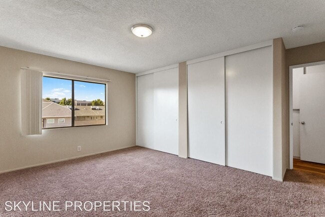 Building Photo - 17818 Woodruff Ave