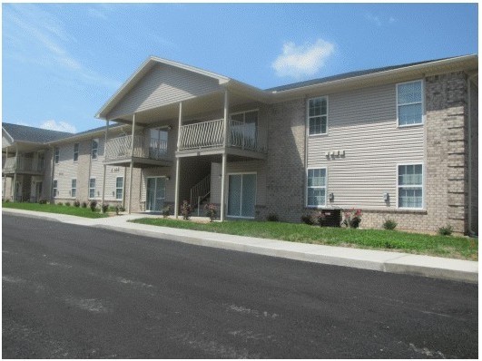 Primary Photo - Red Oak Apartments