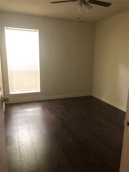 Building Photo - 114 Marigny Cir