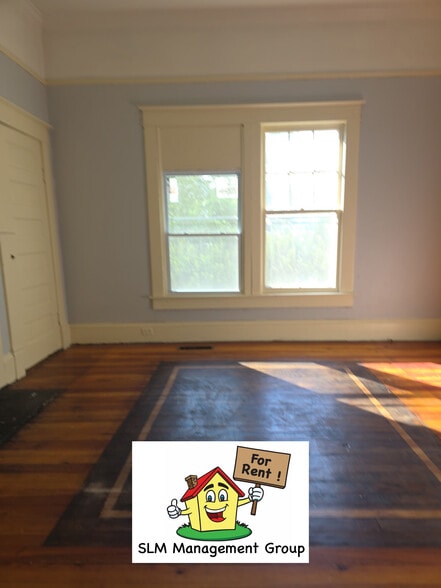 Building Photo - 215 Bethel St