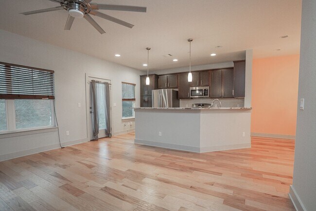 Building Photo - 2017 Local Rebel St