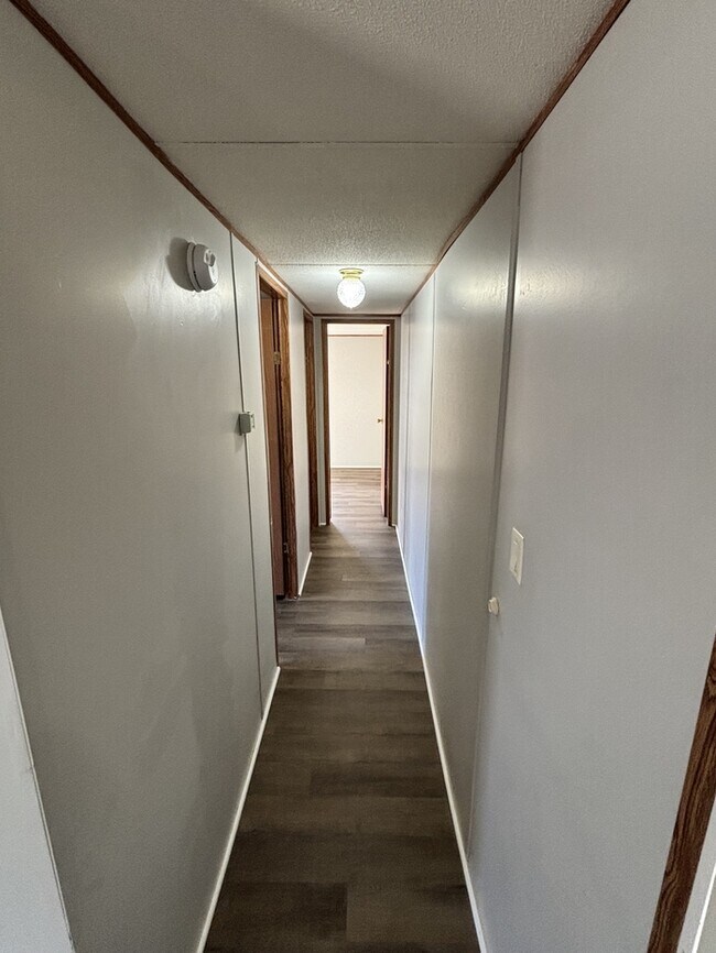 Building Photo - 128 Cassidy Ln