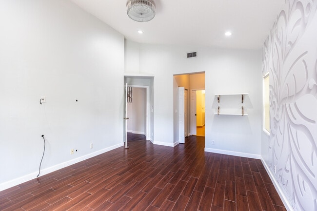 Building Photo - 7722 Brunson Cir