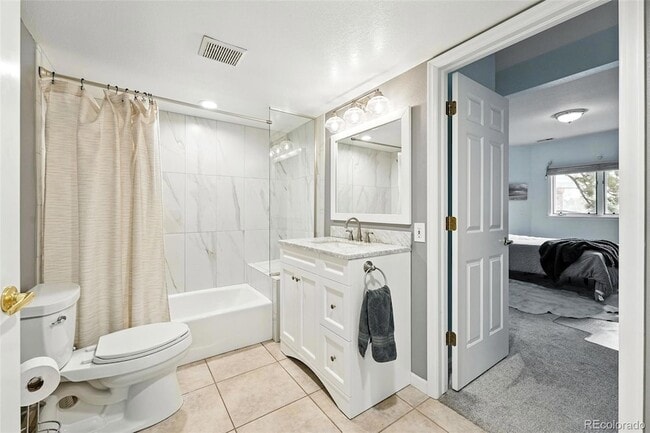 Building Photo - 4212 E Orchard Pl