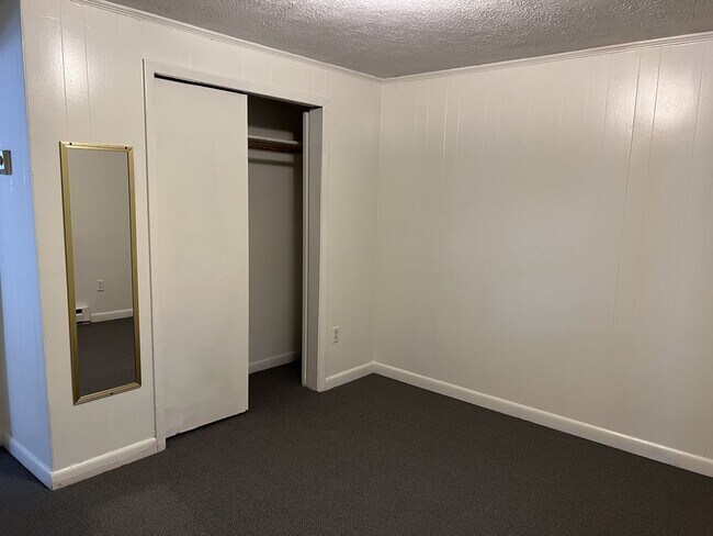 Building Photo - robl1951