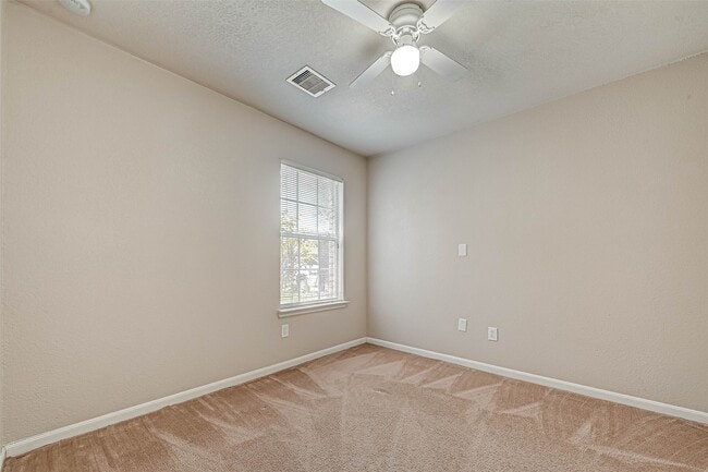 Building Photo - 22138 Orchard Dale Dr