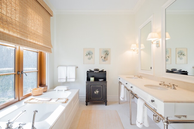 Building Photo - 286 Downs Path