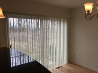 Building Photo - 1115 Ridge Creek Cir