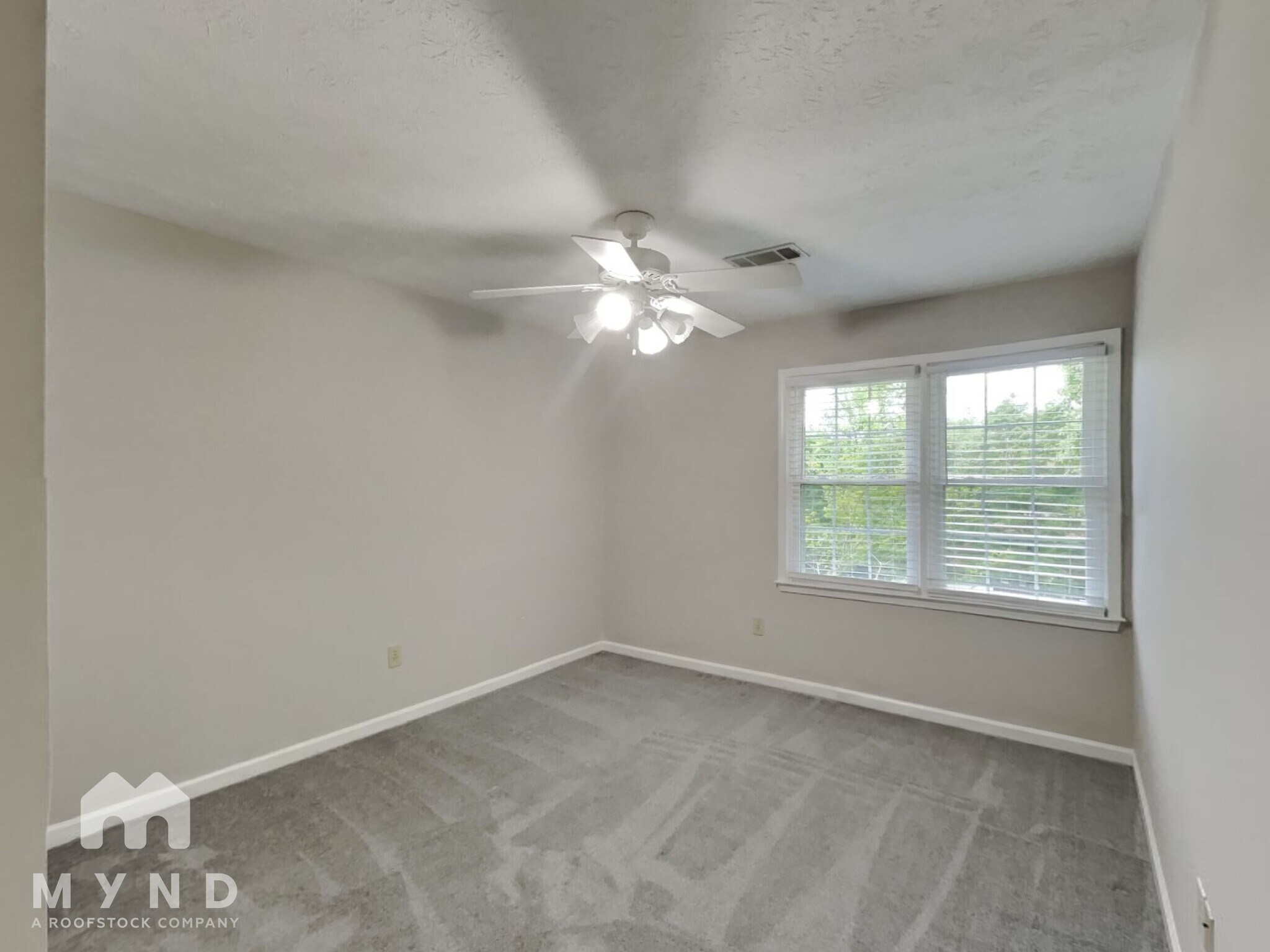 Building Photo - 2211 Tarence Ln SW