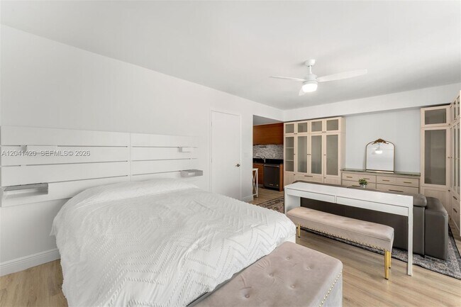 Building Photo - 50 Biscayne Blvd