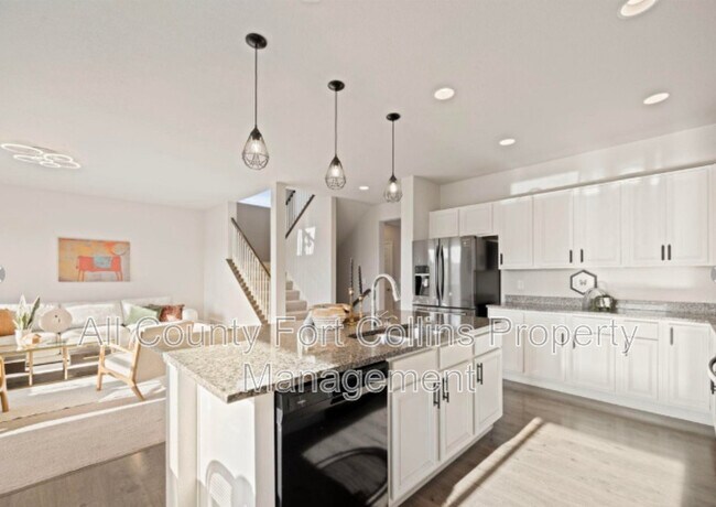 Building Photo - 5217 Alberta Falls St