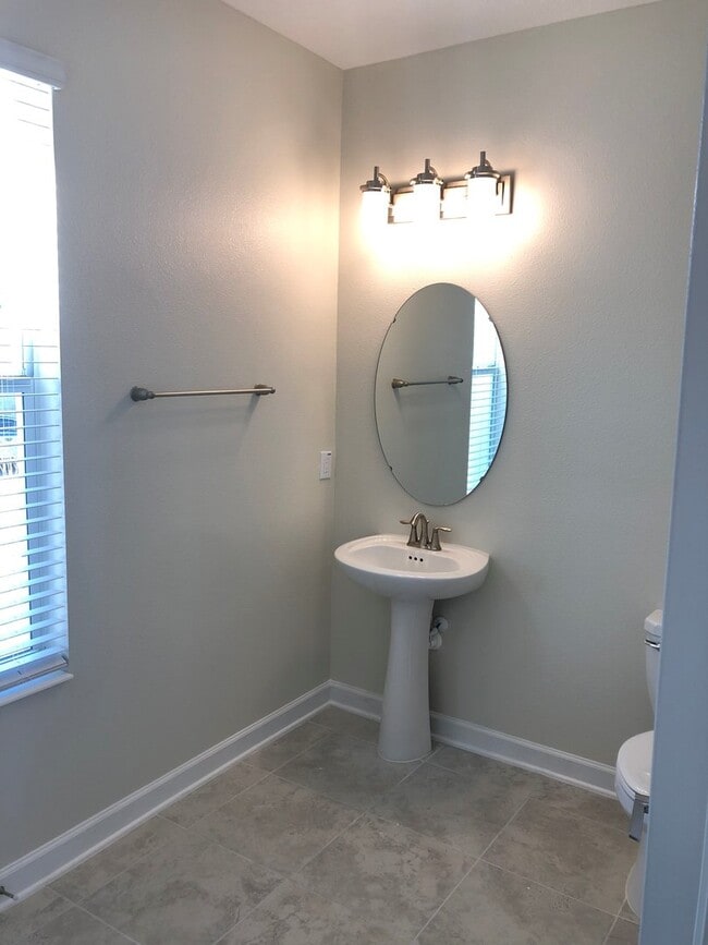 Building Photo - Just Listed!  3/2.5 Located In Beautiful Panther View - Horizon West