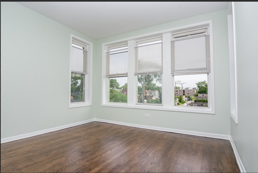 125 East 71st St., Unit 125-3, Chicago, IL 60619 - 121 E 71st St