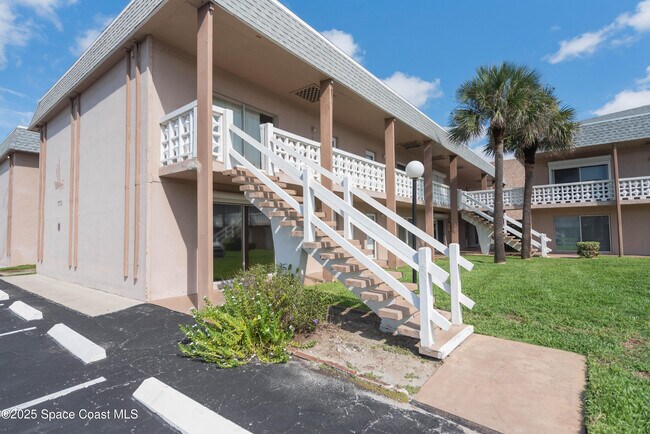 Primary Photo - 3150 N Atlantic Ave
