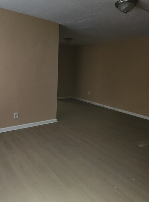 Building Photo - 13965 Superior Rd