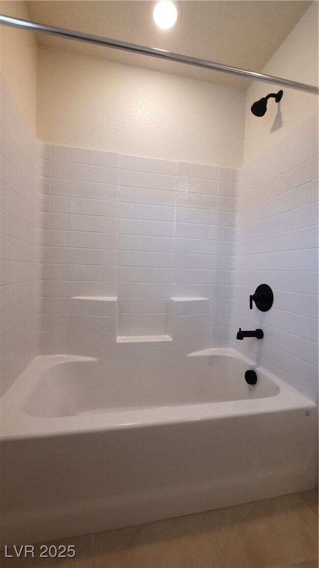 Building Photo - 9084 Marigold Crk St