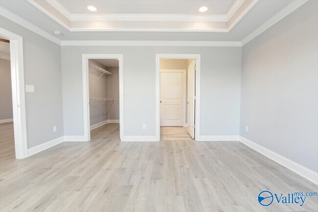 Building Photo - 26480 Naomi Wy