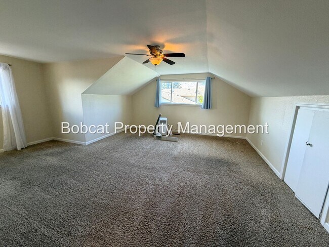 Building Photo - 700 Adaline St