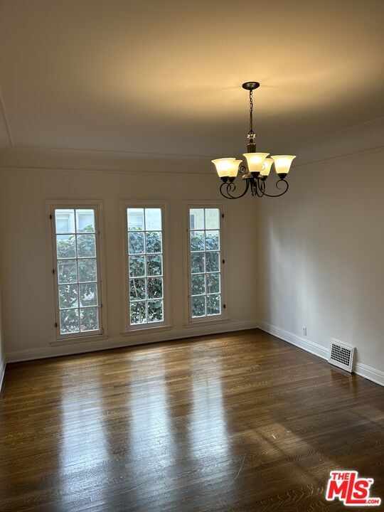 Building Photo - 326 N Orange Dr