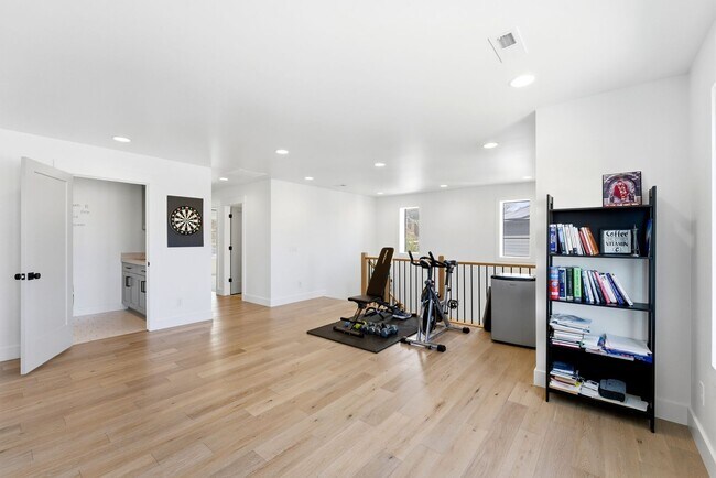 Building Photo - 11716 Meeks Ct