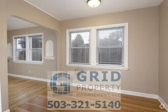 Building Photo - Charming Two Bedroom Home Available in Sou...